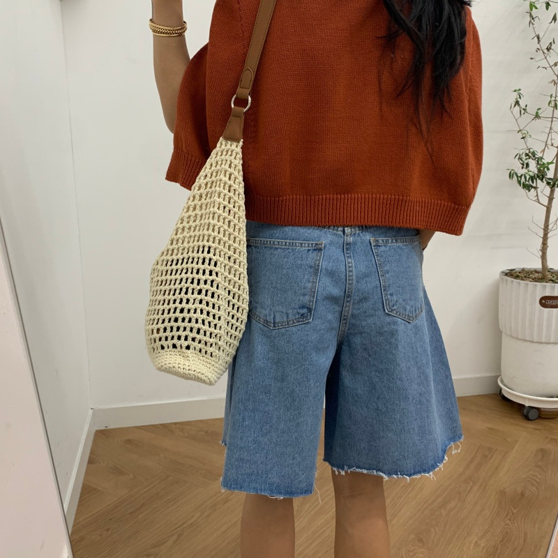 بنطلون جينز نسائي قصير مطوي وف - مراجعة Embroidery Jeans وسعره