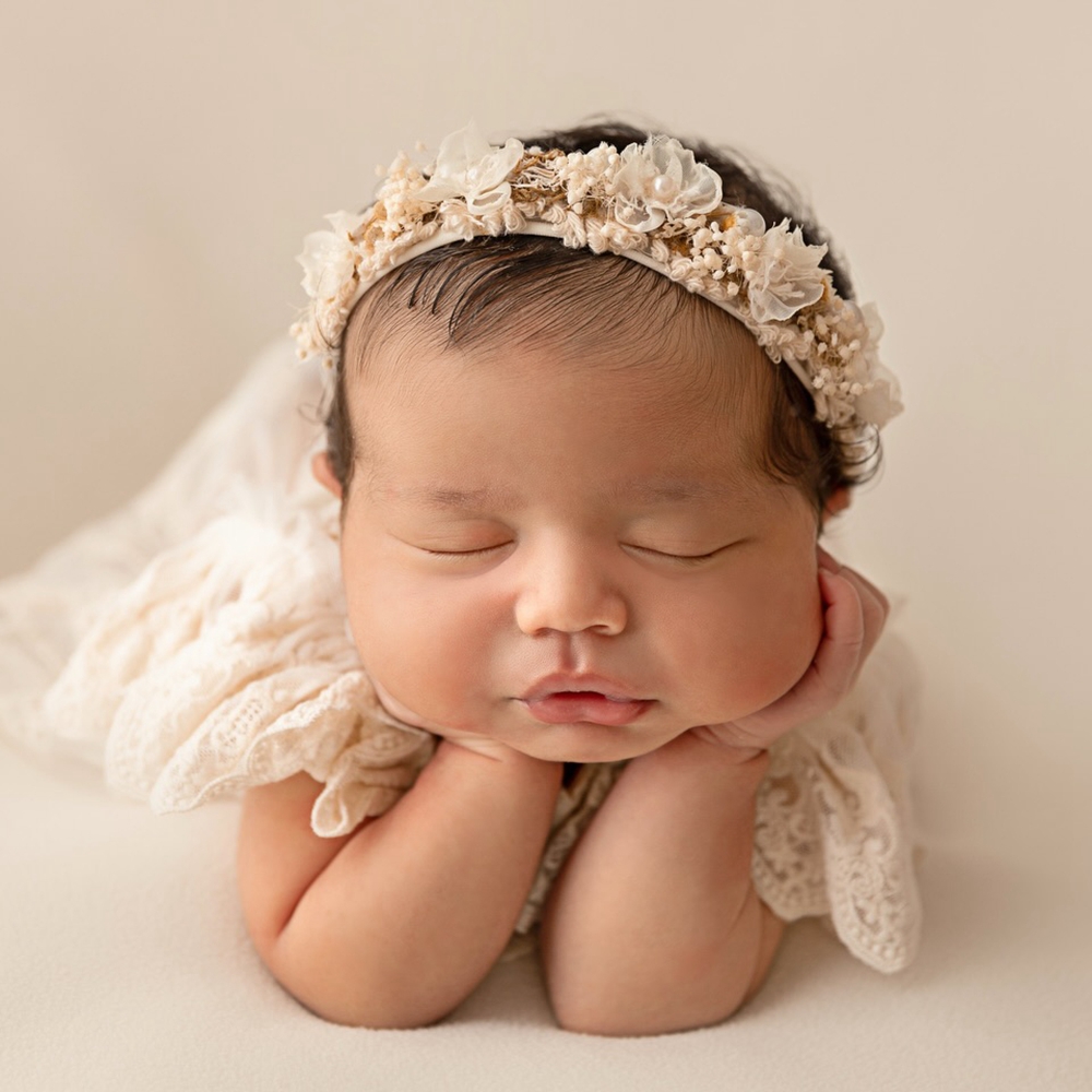 ملابس تصوير احترافية للمواليد  - مراجعة Embroidery Studio وسعره