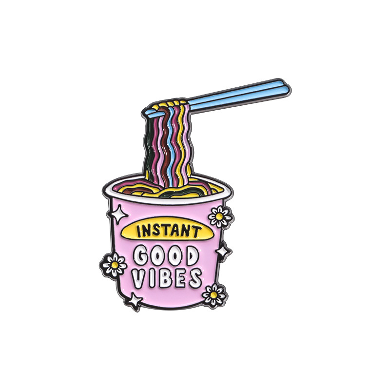 دبابيس مينا بتصميم شخصيات كرتو - مراجعة Embroidery Initials وسعره