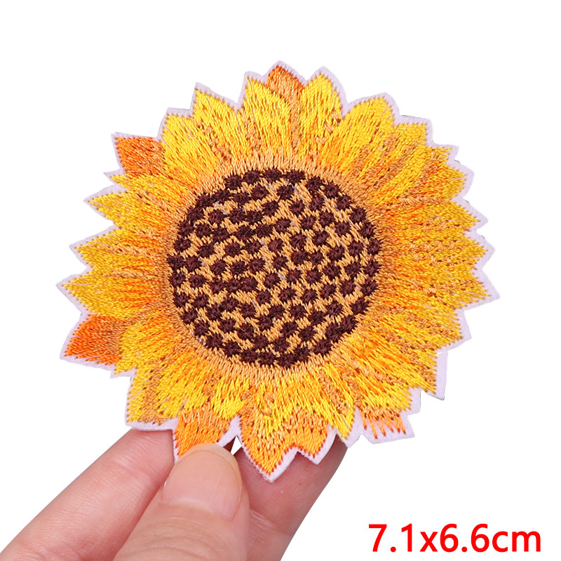 صغيرة ديزي التصحيح الزهور التط - مراجعة Embroidery Daisy Flower وسعره
