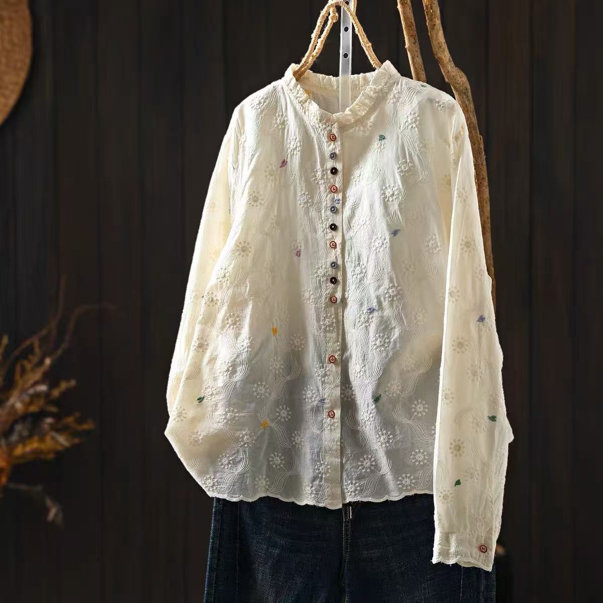 بلوزة نسائية بياقة مكشكشة وتطر - مراجعة Embroidery Eyelet وسعره
